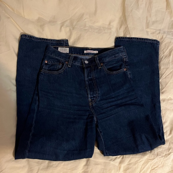 Levi’s Ribcage Straight Ankle - Picture 3 of 8